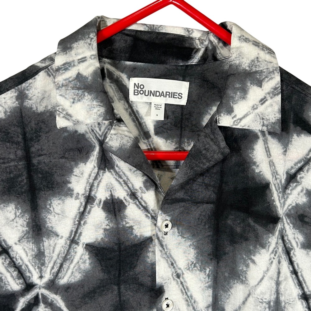 No Boundaries Mens Small Black White Tie Dye EcoVero Viscose Button Up Shirt New